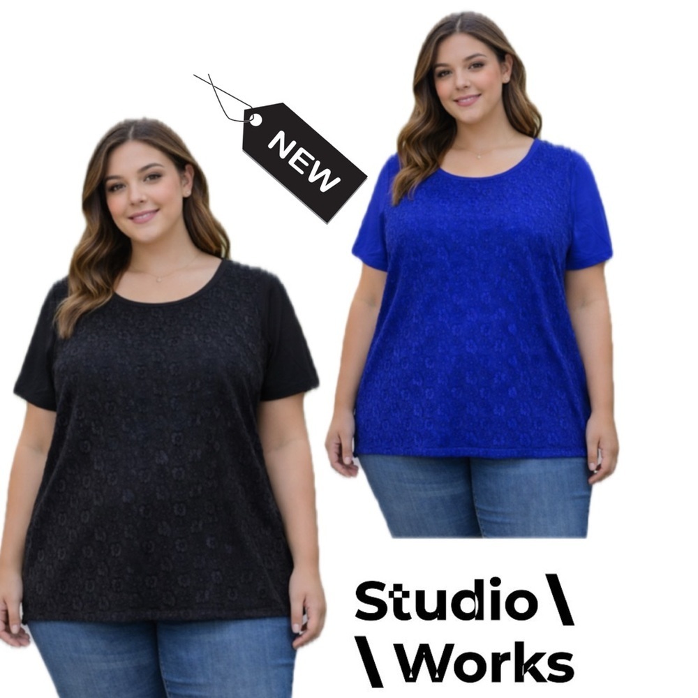 NWT Studio works 2X Top lace front two colors available black and blue